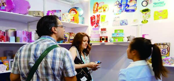 廣交會(huì)現(xiàn)場(chǎng) 廣交會(huì)現(xiàn)場(chǎng)