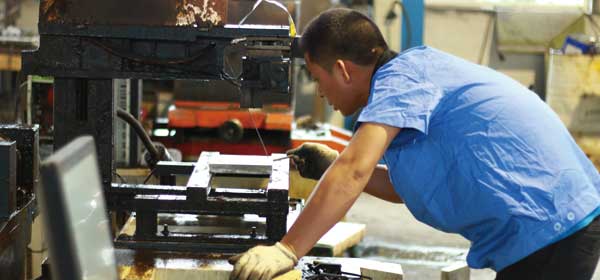 鐵盒模具設(shè)備維護(hù) 鐵盒模具設(shè)備維護(hù)