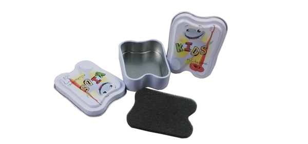 鐵盒包裝.jpg 鐵盒包裝.jpg