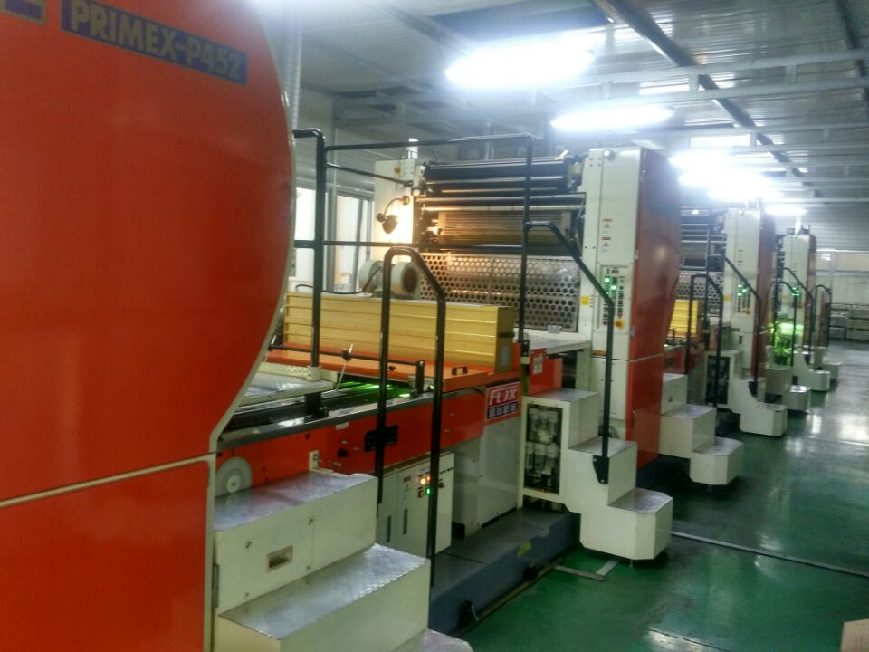 馬口鐵印刷現(xiàn)場(chǎng)圖 馬口鐵印刷現(xiàn)場(chǎng)圖