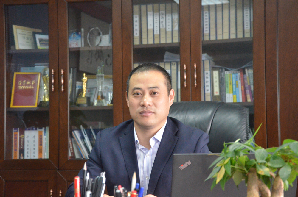 金裕制罐章福春 金裕制罐章福春