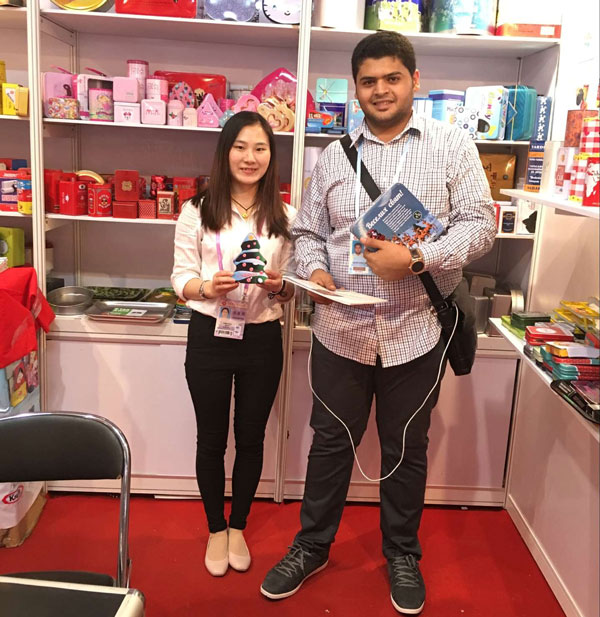 廣交會合影4.jpg 廣交會合影4.jpg