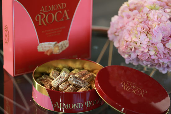 限量版復(fù)古粉色鐵盒.jpg 限量版復(fù)古粉色鐵盒.jpg