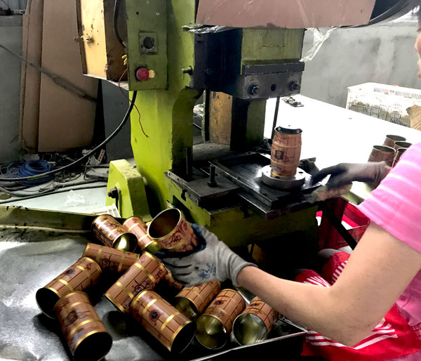 咖啡鐵盒4.jpg 咖啡鐵盒4.jpg