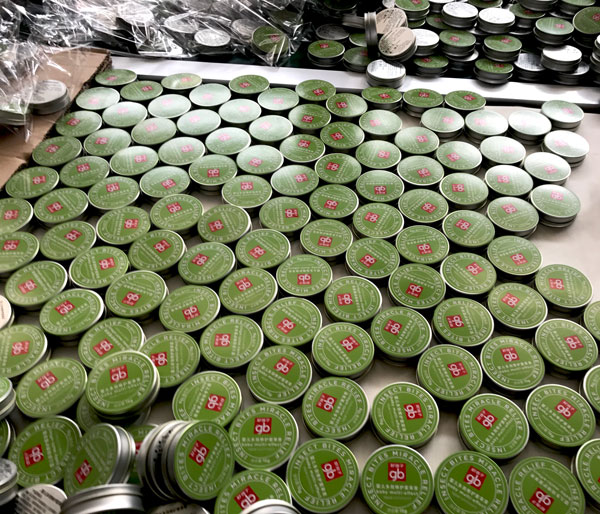 小鐵盒.jpg 小鐵盒.jpg