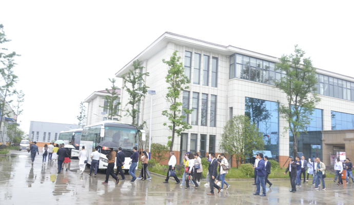 金裕制罐 金裕制罐