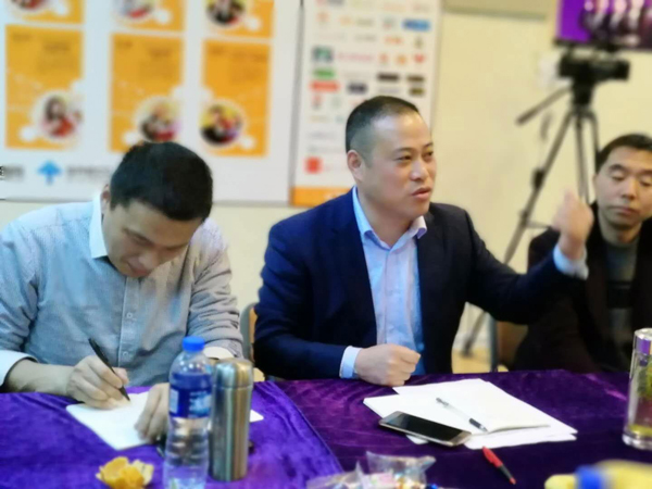 章福春會長 章福春會長