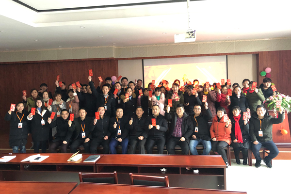 金裕制罐團(tuán)隊風(fēng)采展示 金裕制罐團(tuán)隊風(fēng)采展示