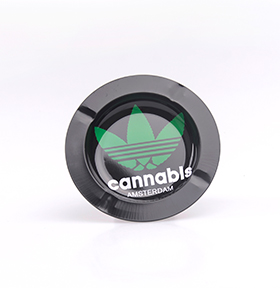 創(chuàng)意圓形簡(jiǎn)約馬口鐵煙灰缸